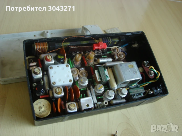 Съветско портативно радио - СОКОЛ - 7 транзистора, снимка 1