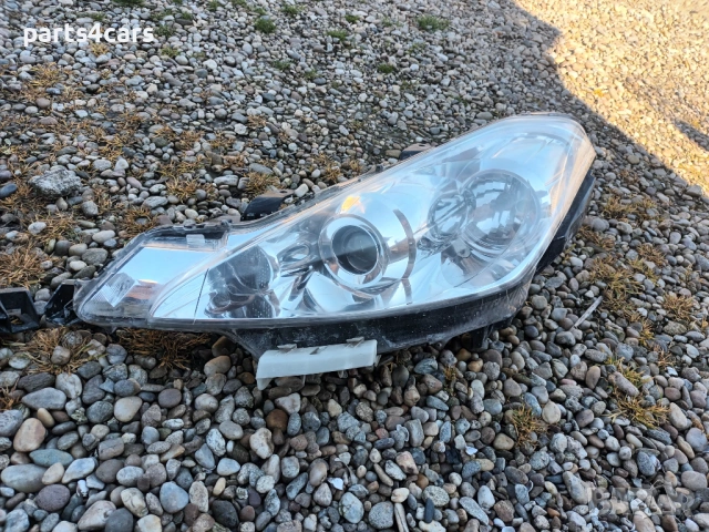 ляв и десен ксенон фар за ситроен ц кросер 07 - 12 CITROEN C CROSSER XSENON, снимка 3 - Части - 52192193