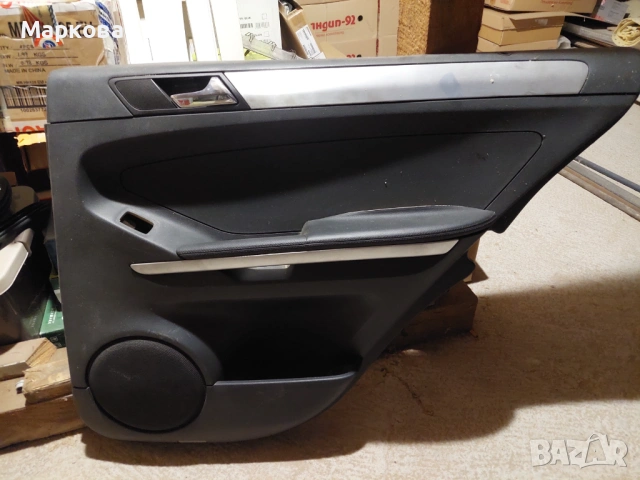 Кори за врати и подлакътник за Mercedes ML W164