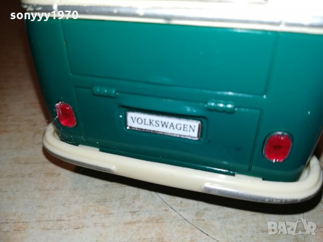 KINSMART 1/24-РЕТРО ВАГЕН-БУС-18Х8Х7СМ, снимка 14 - Колекции - 29235269