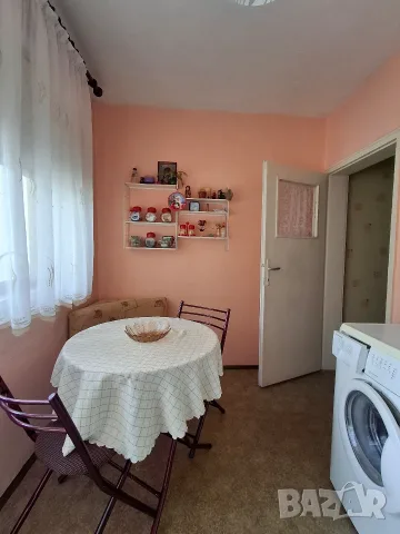 Сгъваема маса с два сгъваеми стола