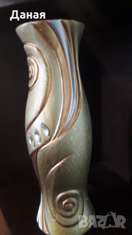 Керамични вази и бутилка декупаж - 10 лв , снимка 5 - Декорация за дома - 33114676