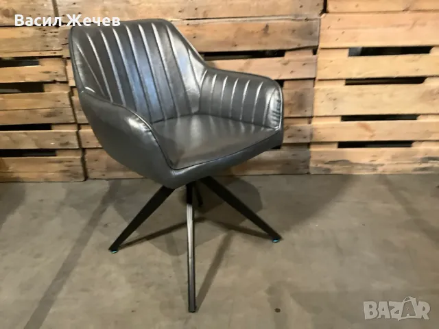 Трапезен стол, еко кожа с въртяща се основа, снимка 1