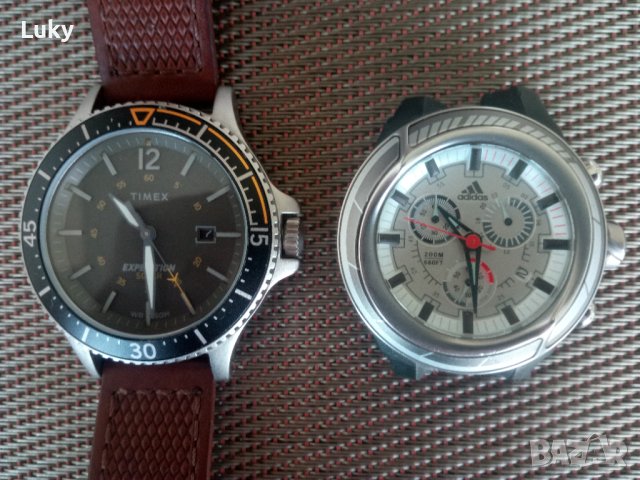 Продавам 2 броя часовници.TIMEX-СОЛАР И ADIDAS.Работещи.Обявената цена е за двата., снимка 1 - Мъжки - 42120977