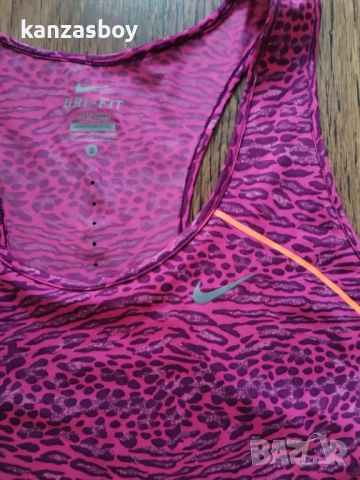 nike - страхотен дамски потник С , снимка 3 - Потници - 51846144