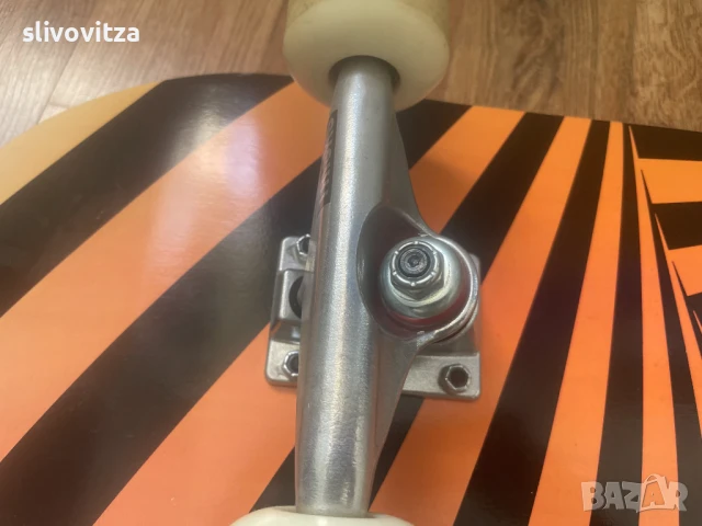 Скейтборд Tricks , снимка 4 - Скейтборд, ховърборд, уейвборд - 51038444