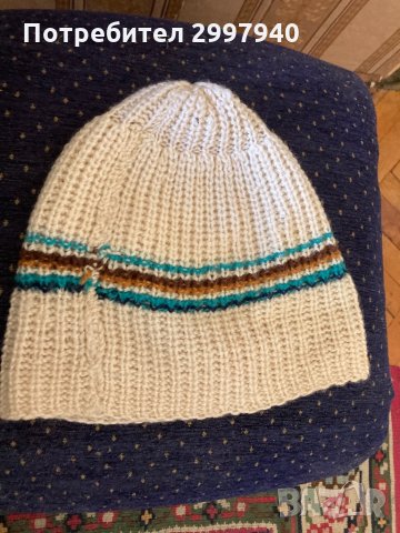 Зимна шапка ръчно плетена, снимка 14 - Шапки - 33755102