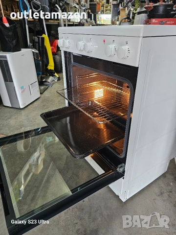 готварска печка с керамичен плот Electrolux , снимка 8 - Печки, фурни - 53052789