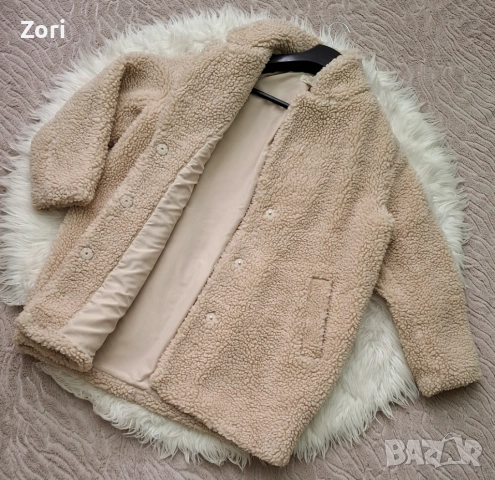 Пухкаво и топло палто в цвят екрю, снимка 4 - Палта, манта - 52231026