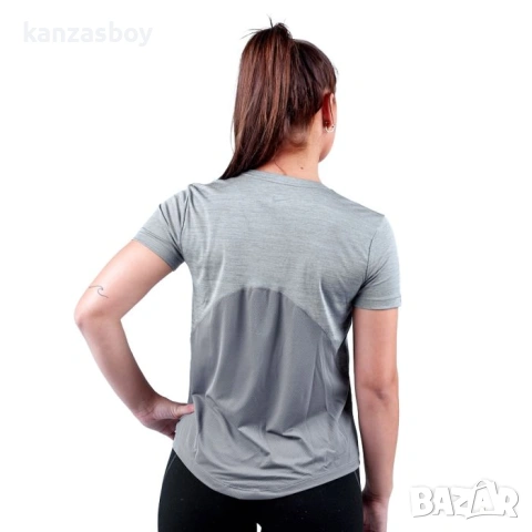 NIKE - страхотна дамска тениска XS КАТО НОВА , снимка 2 - Тениски - 54347310