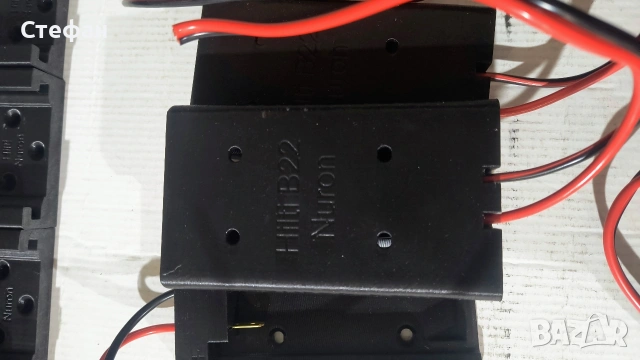 Адаптери и стойки за батерии Hilti, снимка 9 - Други инструменти - 53373936