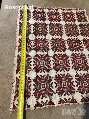 Българска бродерия. Ръчно изработена, снимка 5 - Декорация за дома - 38648413