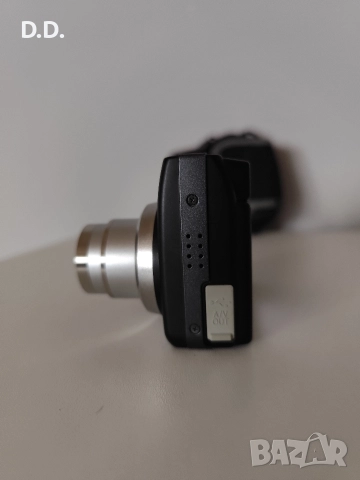 Дигитален фотоапарат Nikon Coopix 7600, снимка 4 - Фотоапарати - 52996894