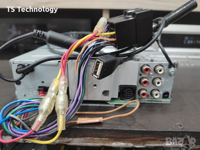 Висок клас KENWOOD KDC-W7544U USB / AuX / CD / MP3, снимка 15 - Аксесоари и консумативи - 53045343