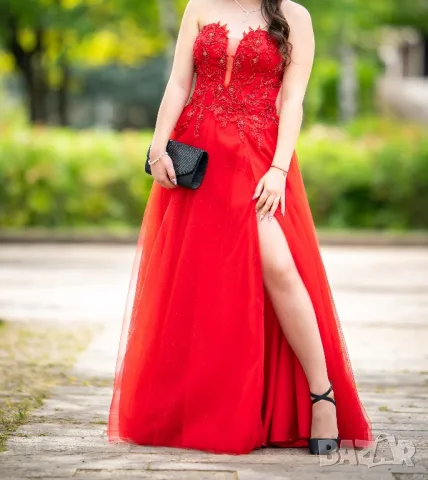 Абитуриентска рокля