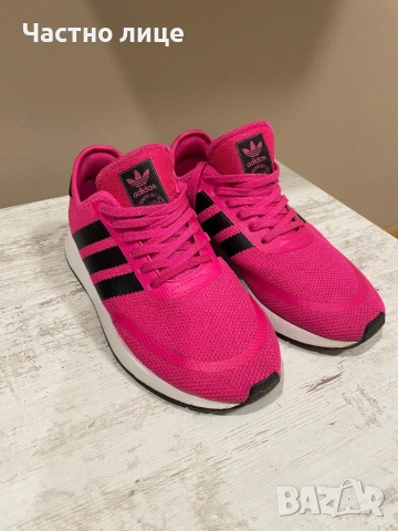 Дамски маратонки Adidas, снимка 3 - Маратонки - 53938435