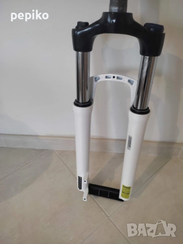 Продавам колелавнос от Германия НОВА алуминиева вилка SR SUNTOUR XCM FPB 402 SA 26 цола диск, снимка 7 - Части за велосипеди - 53292919