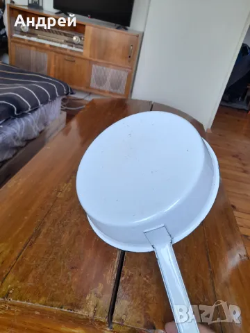 Стар емайлиран тиган #5, снимка 5 - Други ценни предмети - 50024358