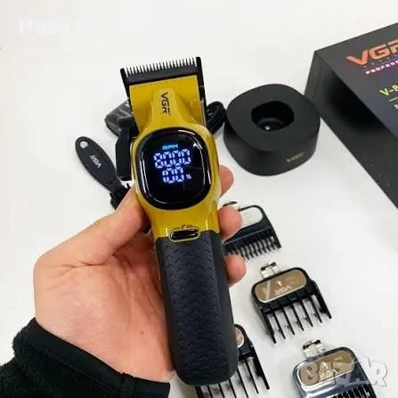 Професионална машинка за подстригване VGR V-886C GOLD