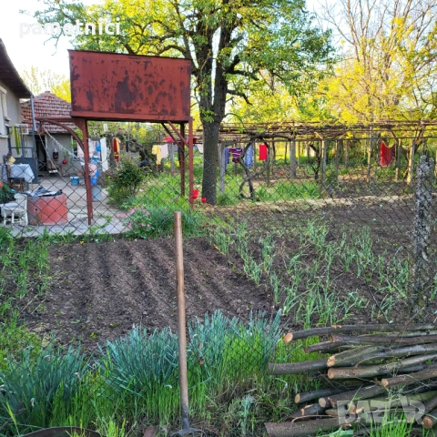 Продава се едноетажна масивна къща , снимка 8 - Къщи - 54085651