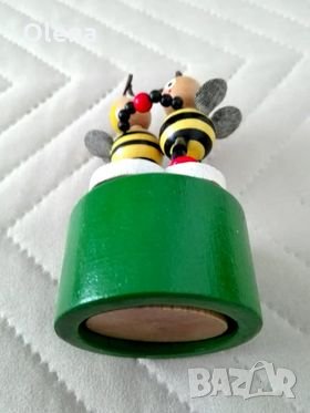 Стара подвижна играчка ,,Танцуващи пчели,,, снимка 5 - Колекции - 30560425