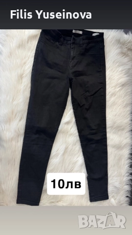 Разпродажба на дрехи втора употреба