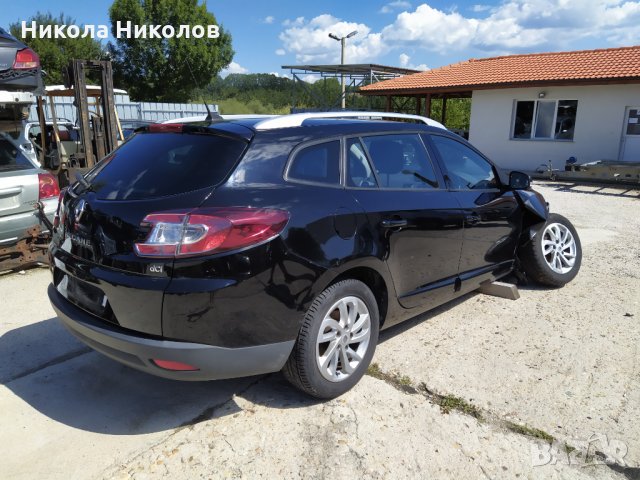 На части Рено Меган Renault Megane 1.5 DCI 2013г., снимка 13 - Автомобили и джипове - 29724296