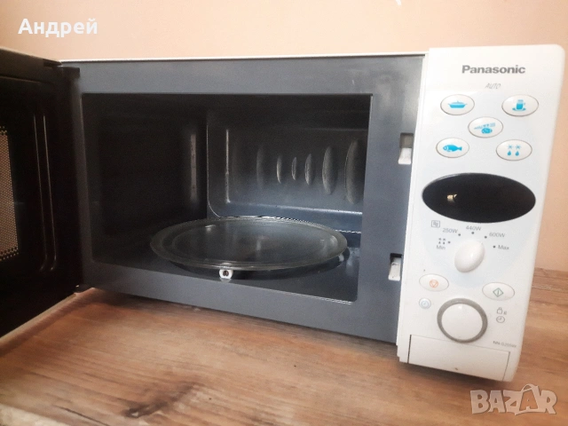 Микровълнова Panasonic, снимка 3 - Микровълнови - 54178614