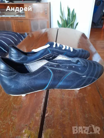 Стари футболни обувки,бутонки Стадион Габрово #3, снимка 2 - Други ценни предмети - 48178030