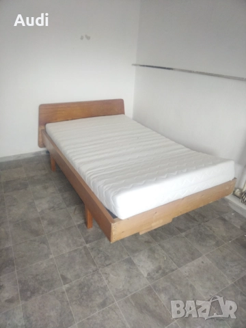 Собственик продава таванско ателие Статут по Нот. Акт "АТЕЛИЕ" Идеален център на гр.Разград, снимка 18 - Апартаменти - 52051885