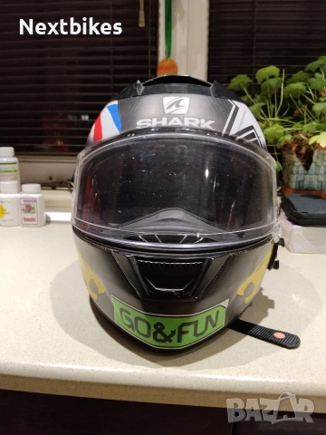 Shark carbon speed -R каска мотоциклет, снимка 4 - Аксесоари и консумативи - 54072203