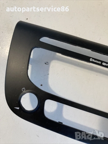 Облицовка около CD плейър за KIA Ceed 1.6 CRDi (2014) 84740-A2900, снимка 3 - Части - 53234197