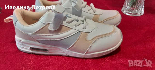 Нови маратонки на Sinsay, снимка 4 - Детски маратонки - 40764727