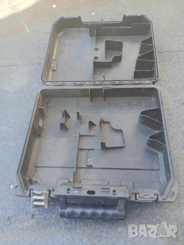 куфар DeWalt, снимка 2 - Винтоверти - 51480486