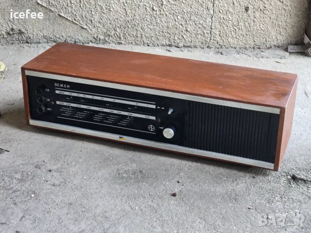 Радиоприемник Вежен, снимка 5 - Радиокасетофони, транзистори - 49944557