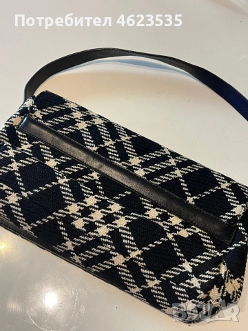 Burberry дамска чанта, снимка 2 - Чанти - 52103805