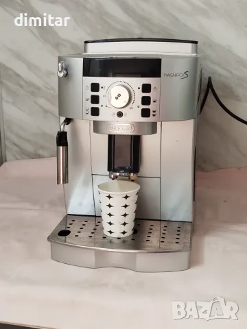 Кафе машина Delonghi Magnifica S ECO, снимка 3 - Кафемашини - 55719178