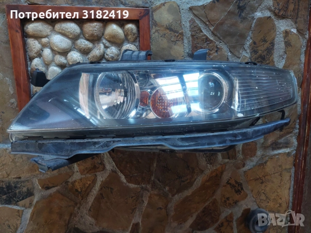 Honda Accord 7 оригинален ляв фар, снимка 2 - Части - 52910743