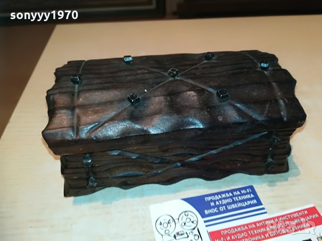 дървена кутия с метален обков-внос франция, снимка 1 - Колекции - 29524385