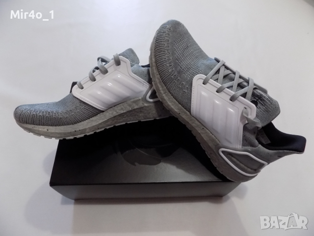 нови маратонки adidas ultraboost 007 bond оригинални мъжки 42 26.5 см, снимка 1 - Спортни обувки - 44590185