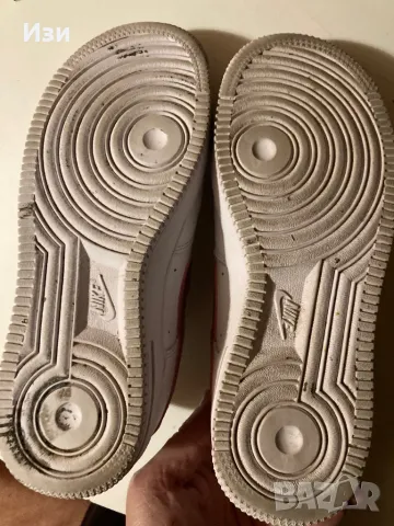 Маратонки Nike AIR FORCE 1 Дамски, Бели, 36, снимка 6 - Маратонки - 49169533
