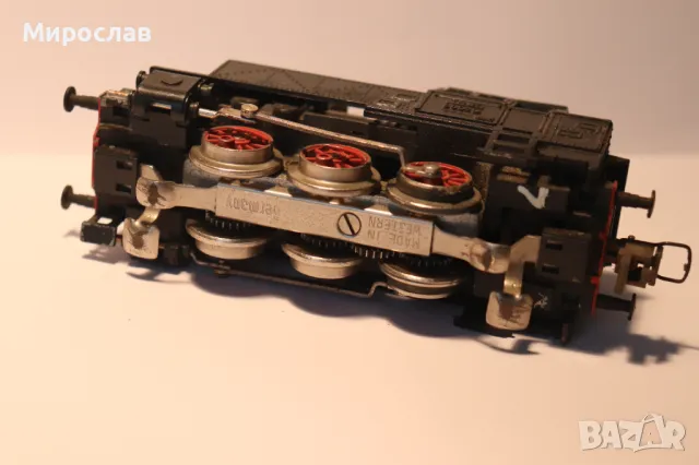 TRIX EXPRESS ?? H0 1/87 ЛОКОМОТИВ ВАГОН ВЛАК ВЛАКЧЕ ЖП, снимка 6 - Колекции - 49649118