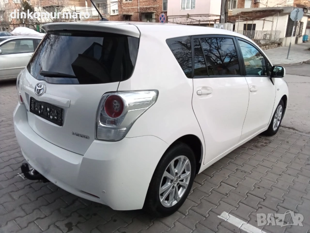 Toyota Verso 2.0D4D-126kc. Панорама, снимка 6 - Автомобили и джипове - 53088269