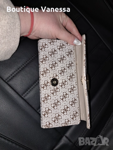 Дамско портмоне Guess , снимка 3 - Портфейли, портмонета - 50988709