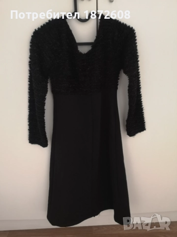 Елегантна черна рокля, подходяща за S/М, снимка 2 - Рокли - 52435325