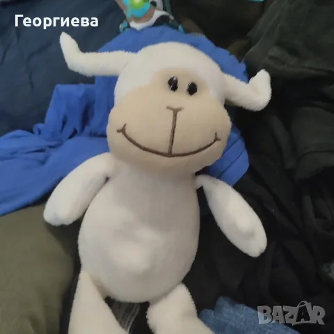 подарявам плюшени играчки 