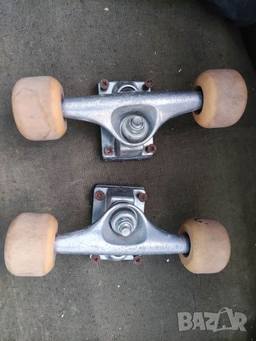 Продавам стари механизми за скейтборд DT