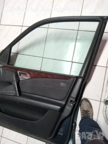 Предна дясна врата Мерцедес Е класа S210 1995-2003, снимка 9 - Части - 44256667