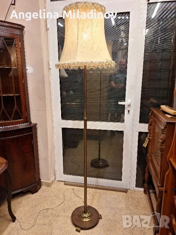 Винтидж лампион с голям абажур , снимка 1