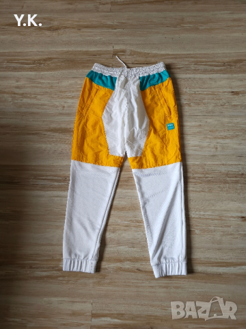 Оригинално дамско долнище Reebok x Gigi Hadid